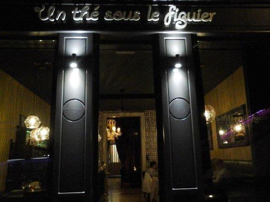 Un thé sous le figuier