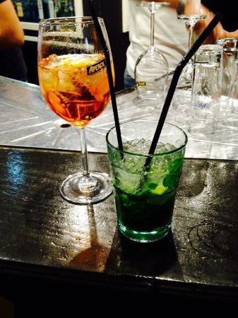 Manolo Bar